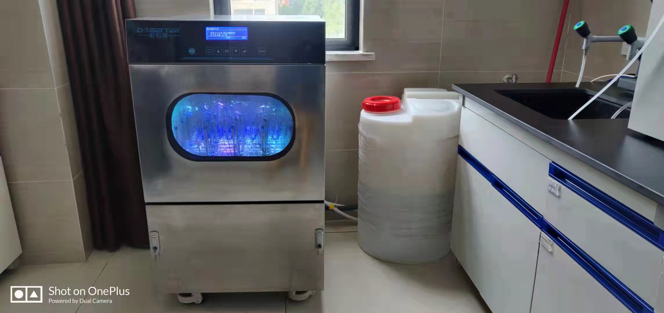 為什么我會建議你的實驗室配臺洗瓶機？